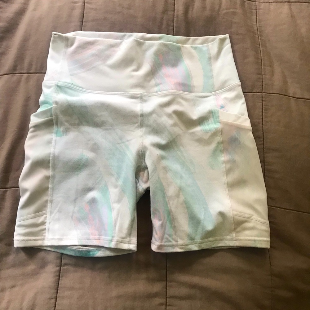 Powerholf fabletics biker shorts